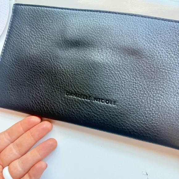 Harry Potter x Danielle Nicole Gryffindor Uniform Clutch Bag with Chain Strap - Picture 9 of 14